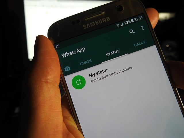 WhatsApp mobile chat tweaks and shortcut
